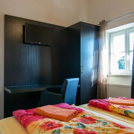 Modernes Appartement Am See Waren  Exterior photo