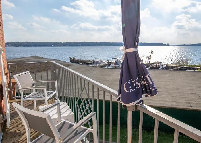 Modernes Appartement Am See